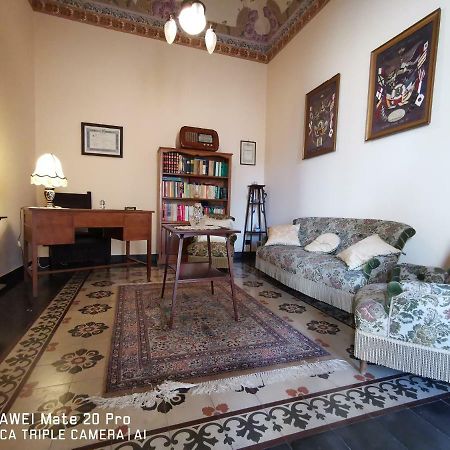 Ferienwohnung La Rosa Dell'Etna Acireale Exterior foto