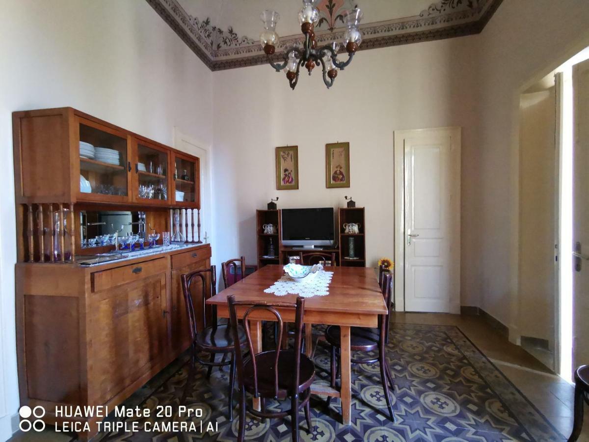 Ferienwohnung La Rosa Dell'Etna Acireale Exterior foto